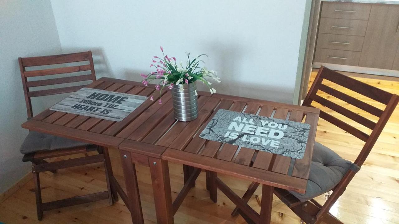 Penelope's And John's House Apartment *